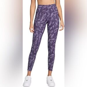 Nike One Women's High-Waisted 7/8 Printed Leggings. NWT!